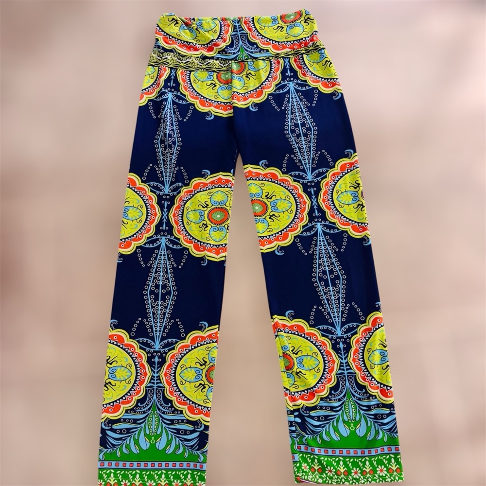 Vibrant, Satiny, Boho Print, Wide Leg Pants w/Banded Waist - SM - Picture 2 of 3